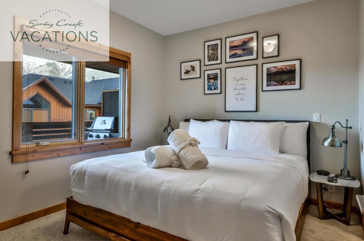 White Spruce Lodge By Spring Creek Vacations Кенмор Номер фото