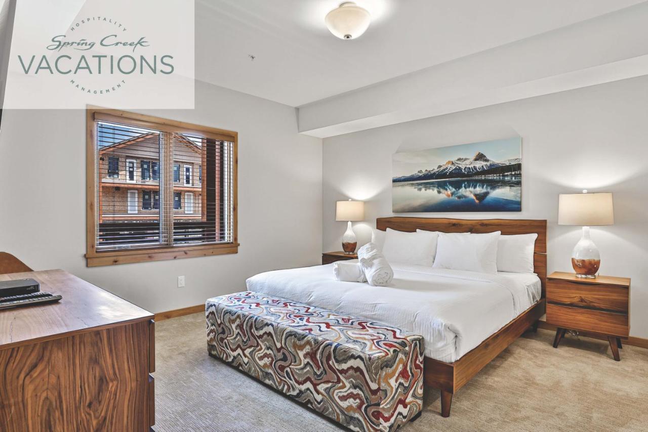White Spruce Lodge By Spring Creek Vacations Кенмор Номер фото